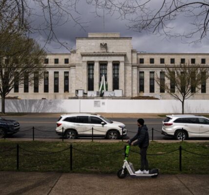 Banks sue Fed over stress tests