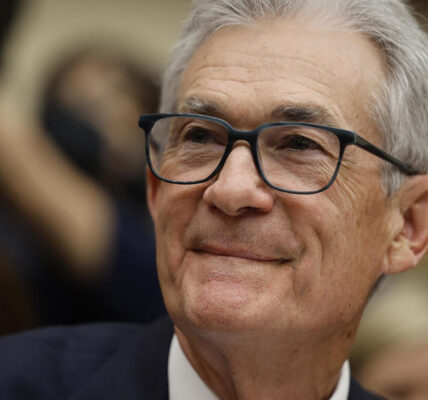 Federal Reserve is expected to make 3rd consecutive rate cut this week. Here's what to know.