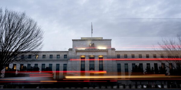 US bank-led coalition files suit against Federal Reserve, criticizing 'stress test'