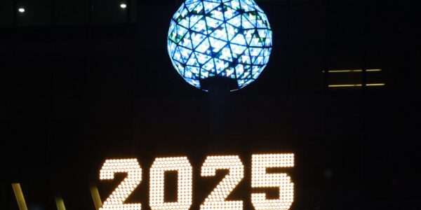 Economists Have Predictions for 2025, But How Accurate Are They?